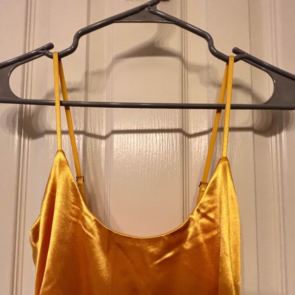 NWT JLUXLABEL sold out yellow satin Aldis dress, size S and M available. - Picture 3 of 13